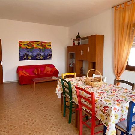 I Fenicotteri - Appartamenti Sul Mare Calasetta Luaran gambar