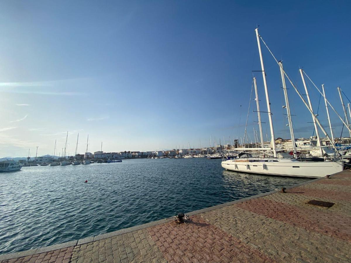 I Fenicotteri - Appartamenti Sul Mare Calasetta Luaran gambar
