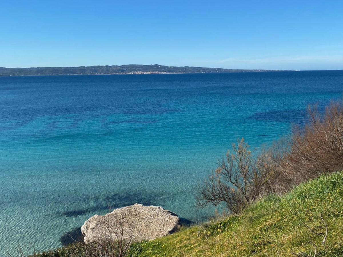 I Fenicotteri - Appartamenti Sul Mare Calasetta Luaran gambar